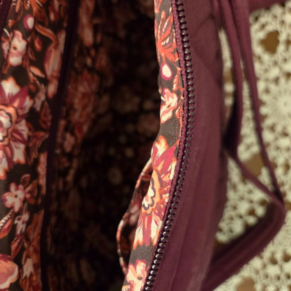 Vera Bradley Wine Handbag with matching wallet - Picture 3 of 6